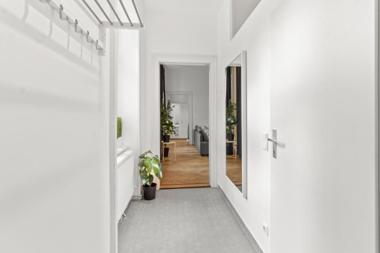 Separate Bedroom - Near Schoenbrunn 비엔나 외부 사진